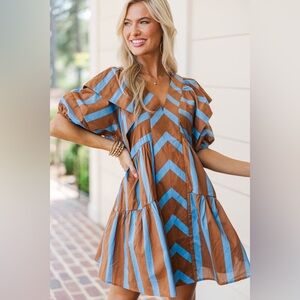 NWTs Entro Blue & Brown Chevron V-Neck Tiered Dress